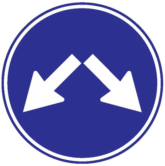 Her İki Yandan Gidiniz Levhası İşareti